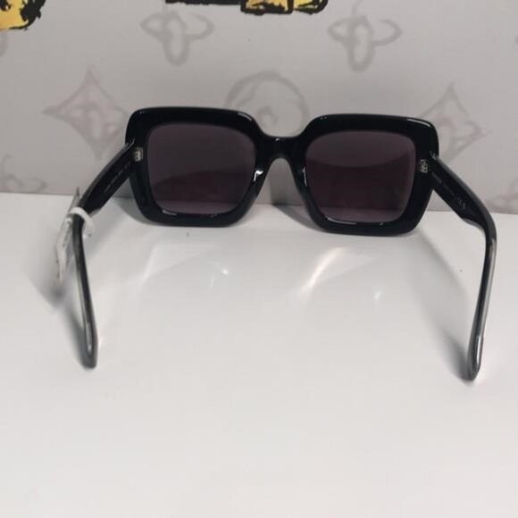 New Authentic Burberry BE4284 37588H Sunglasses – Black Frame / Violet Gradient main image 11